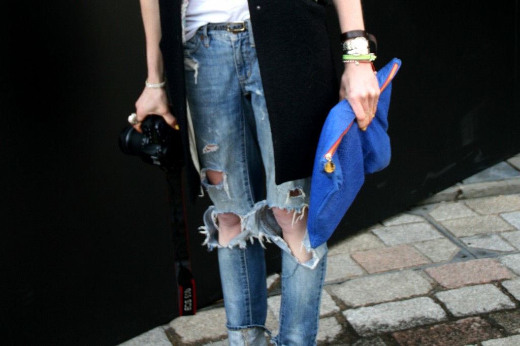 ripped-jeans