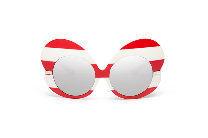 dolce-and-gabbana-eyewear-sunglasses-woman-ss16-fashion-show-capsule-stripes